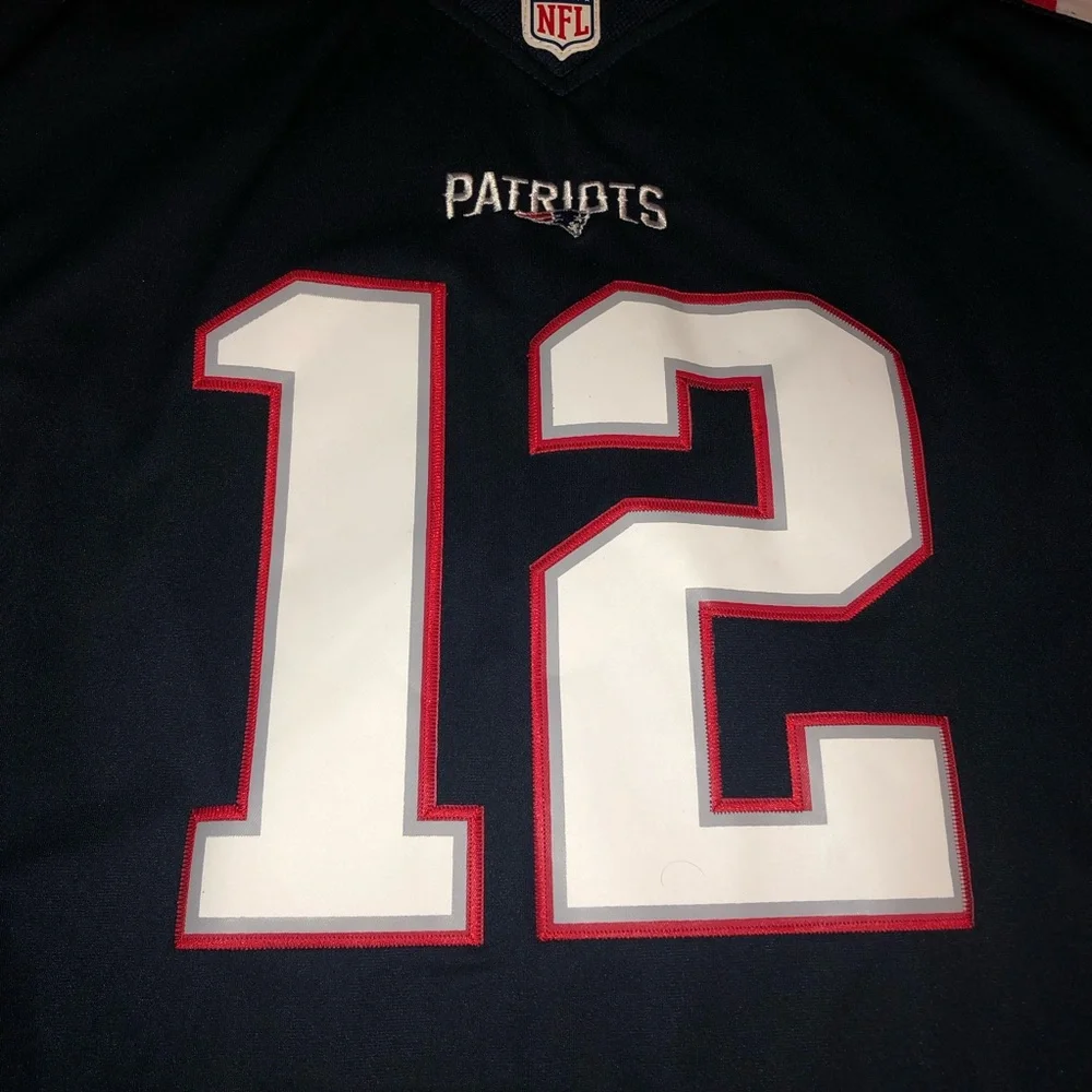 Tom Brady. New England Patriots NFL Jersey and New Era Beanie. Size XXL. - Picture 6 of 15
